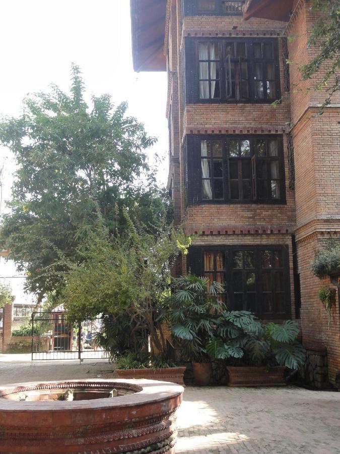 Vajra Hotel Katmandú Exterior foto